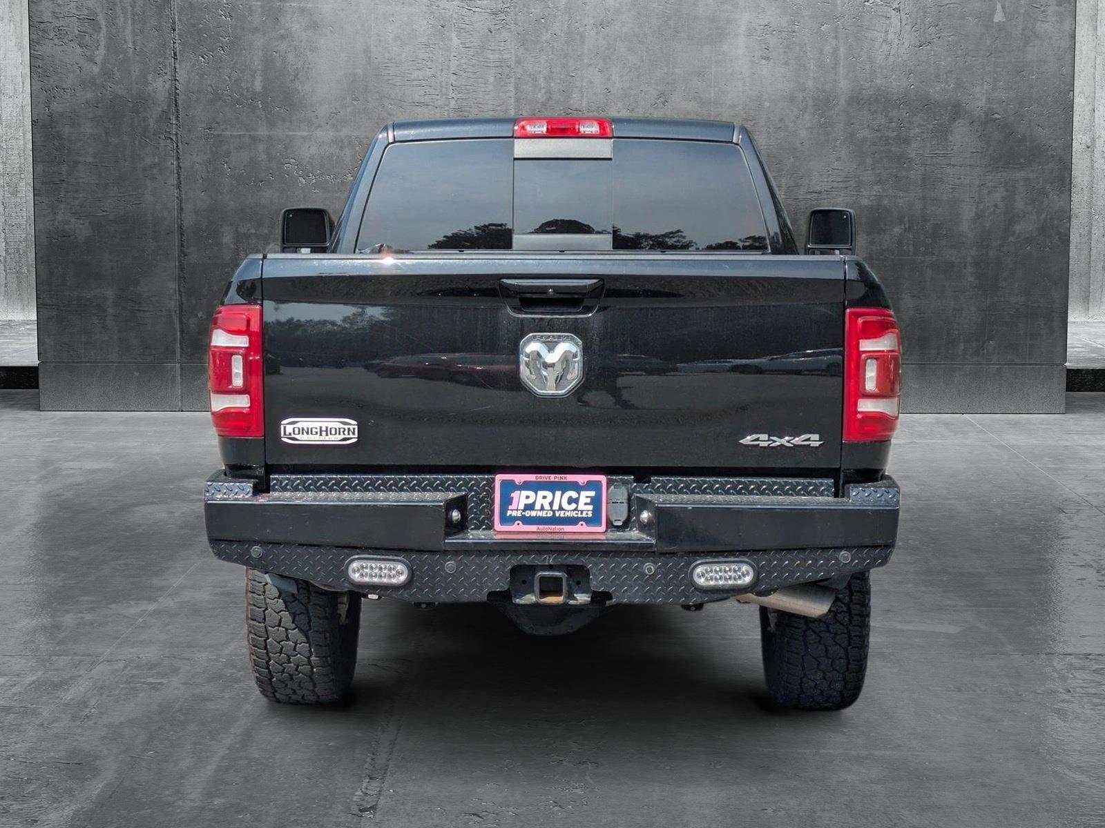 2023 Ram 2500 Longhorn photo 4