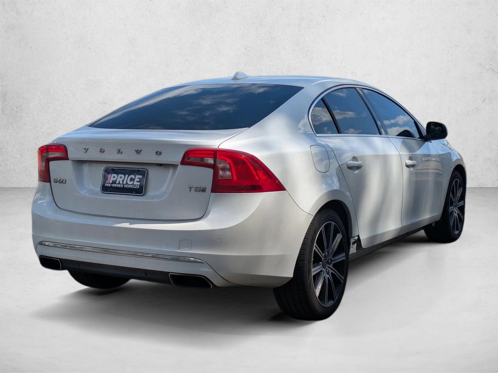 Used 2018 Volvo S60 Inscription with VIN LYV402HK6JB179930 for sale in Hardeeville, SC