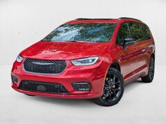 2026 Chrysler Pacifica Limited Van Passenger Van