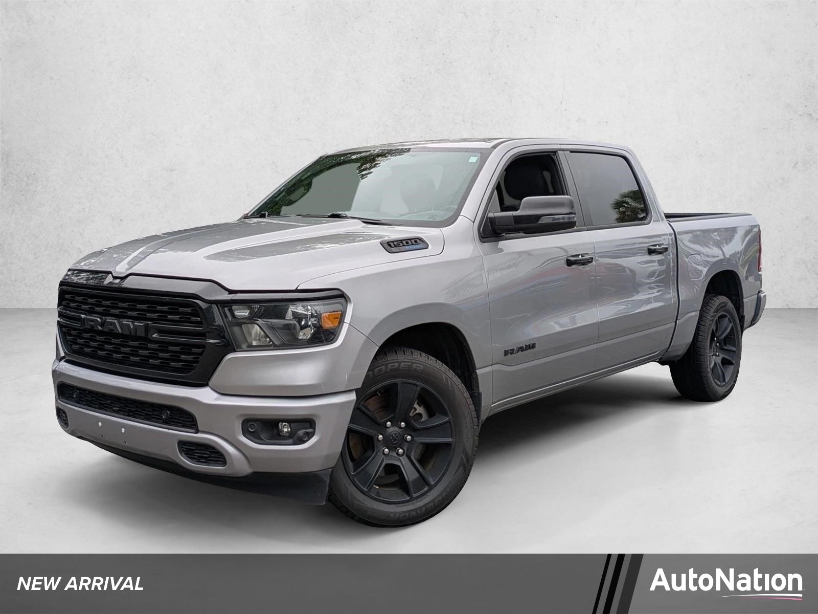 2023 RAM 1500 Big Horn/Lone Star Crew Cab 5'7's photo