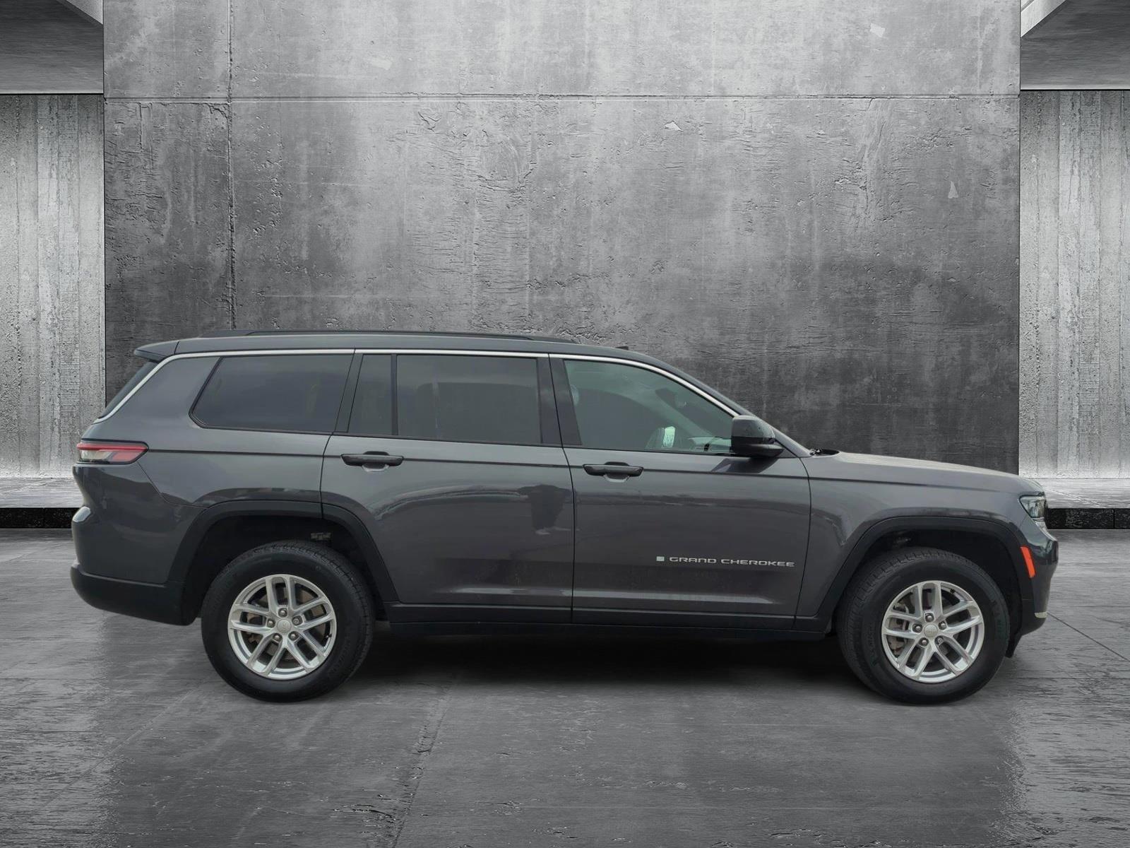 2024 Jeep Grand Cherokee Laredo X photo 4