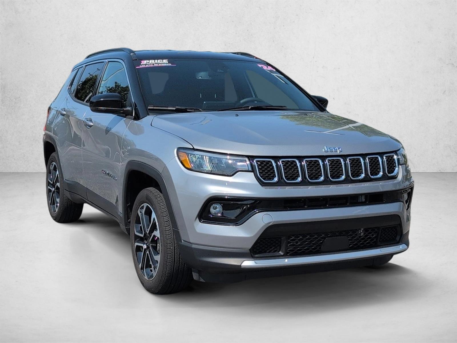 2024 Jeep Compass Limited Sport photo 2