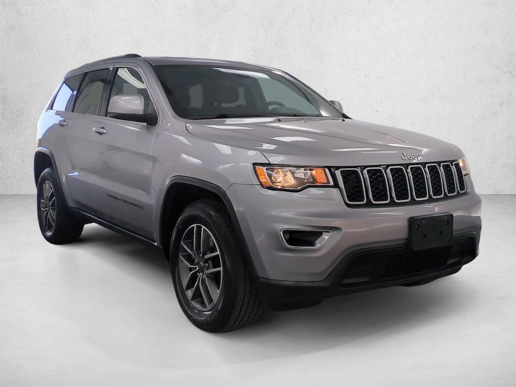 Used 2020 Jeep Grand Cherokee Laredo E SUV