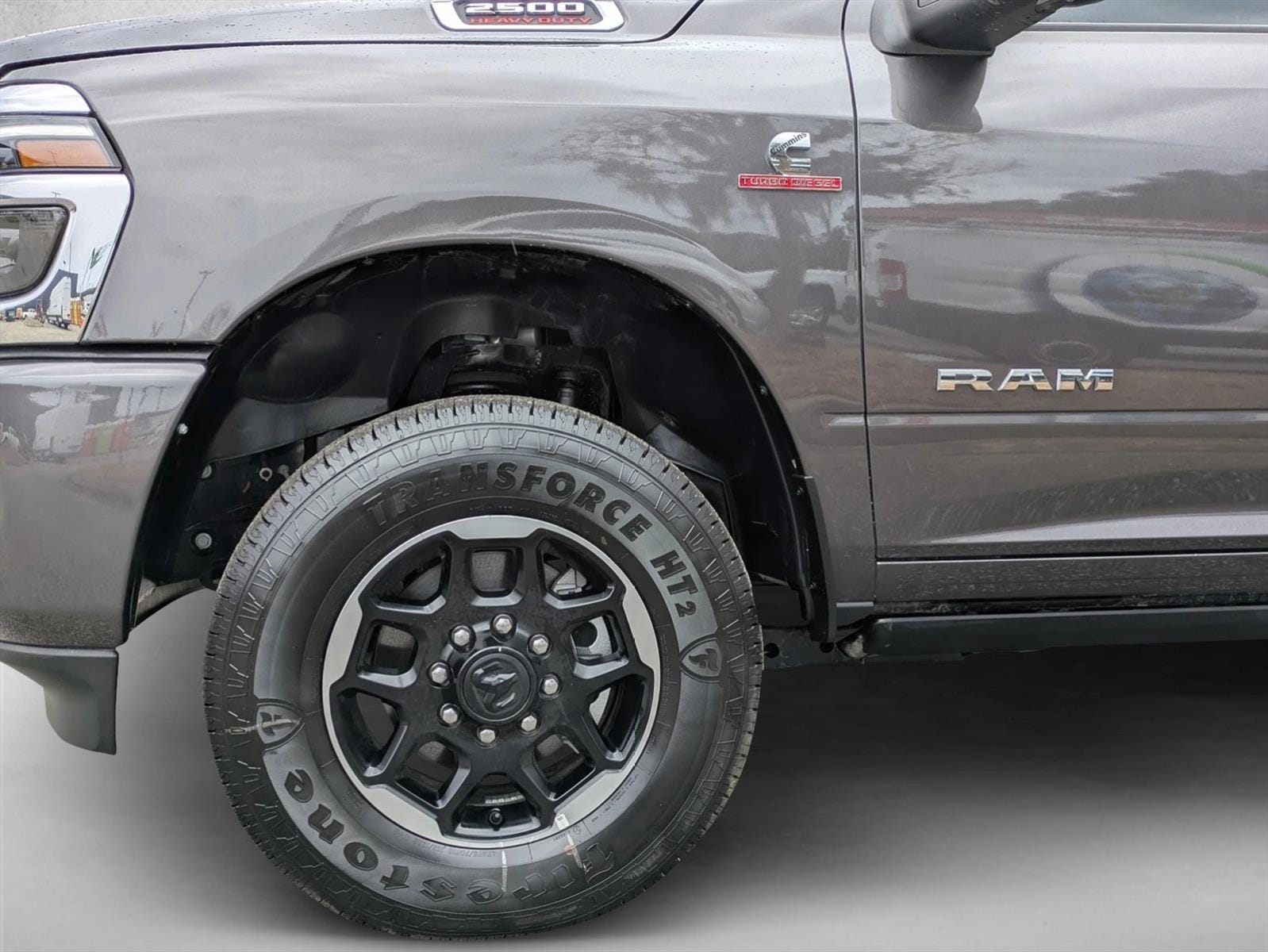 2025 RAM 2500 Laramie - Photo 10