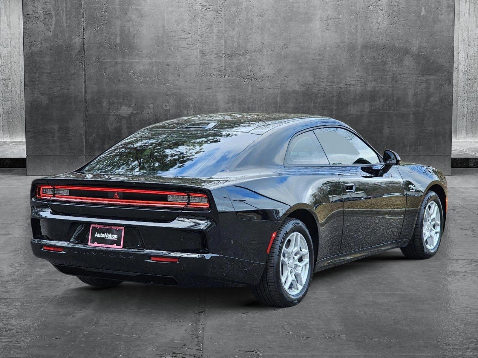 2025 Dodge Charger Daytona R/T photo 2