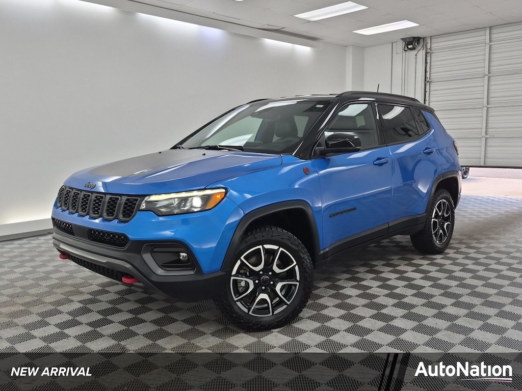 Used 2025 Jeep Compass Trailhawk SUV
