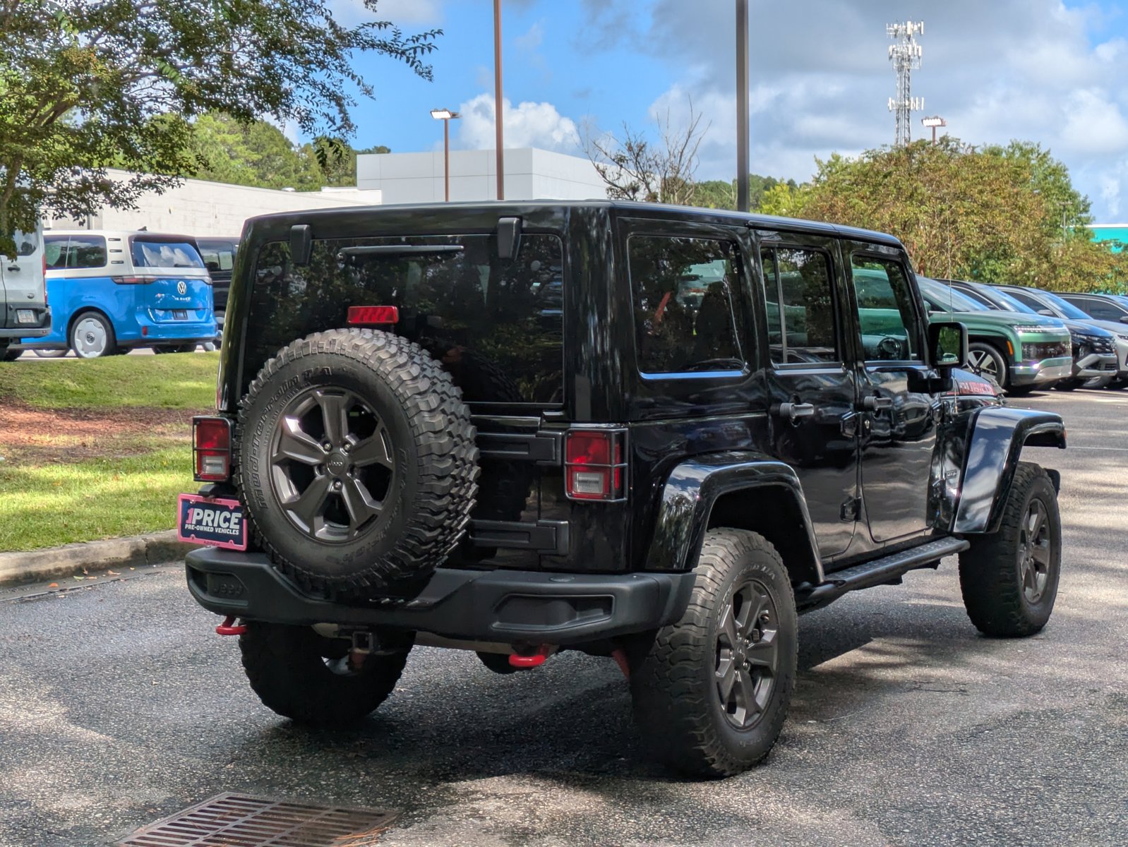 2017 Jeep Wrangler Rubicon Recon photo 2
