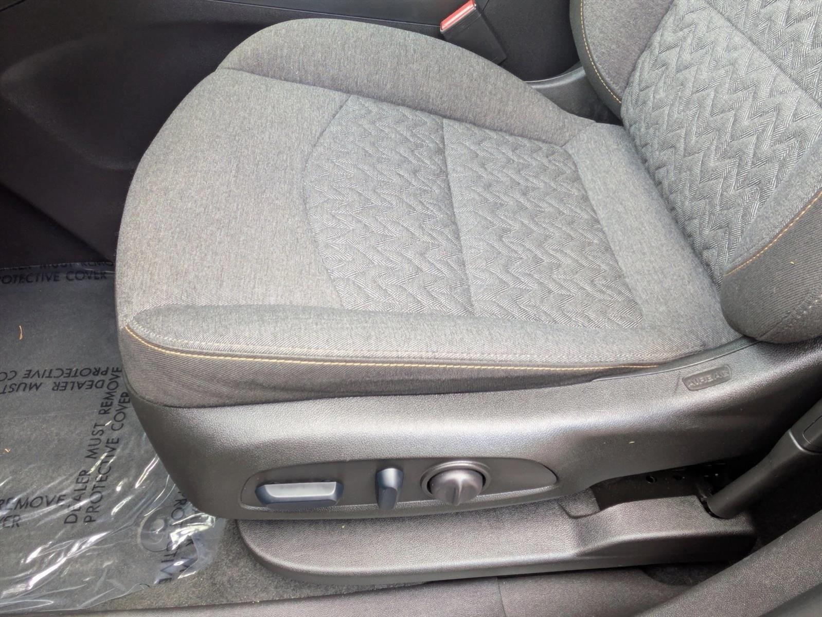 2024 Chevrolet Equinox LT photo 4