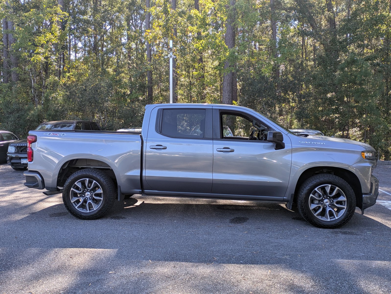 2020 Chevrolet Silverado 1500 RST photo 4