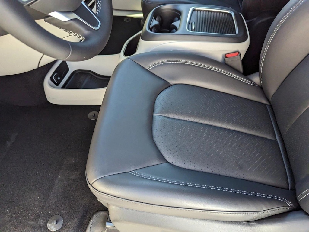 Used 2023 Chrysler Pacifica Hybrid Touring L Van Passenger Van