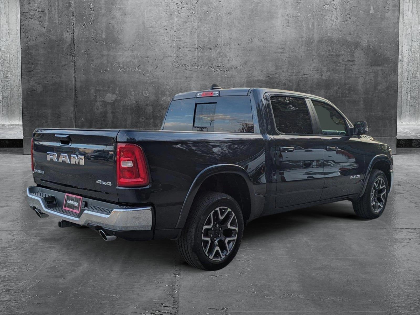 2025 Ram 1500 Laramie photo 2