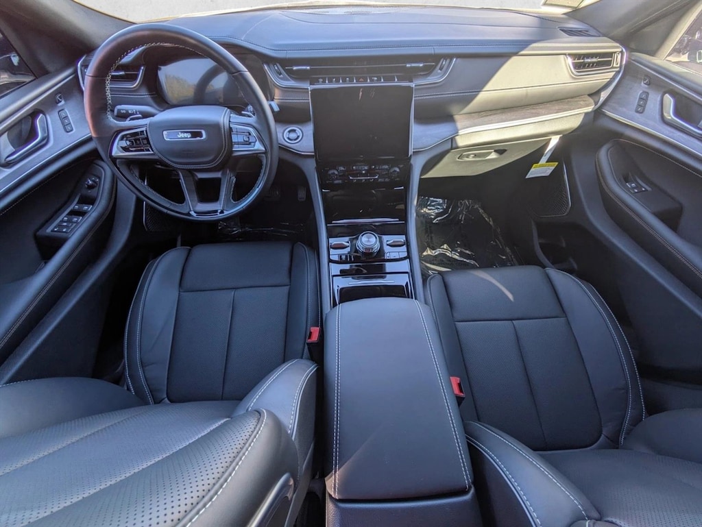 New 2025 Jeep Grand Cherokee Overland SUV