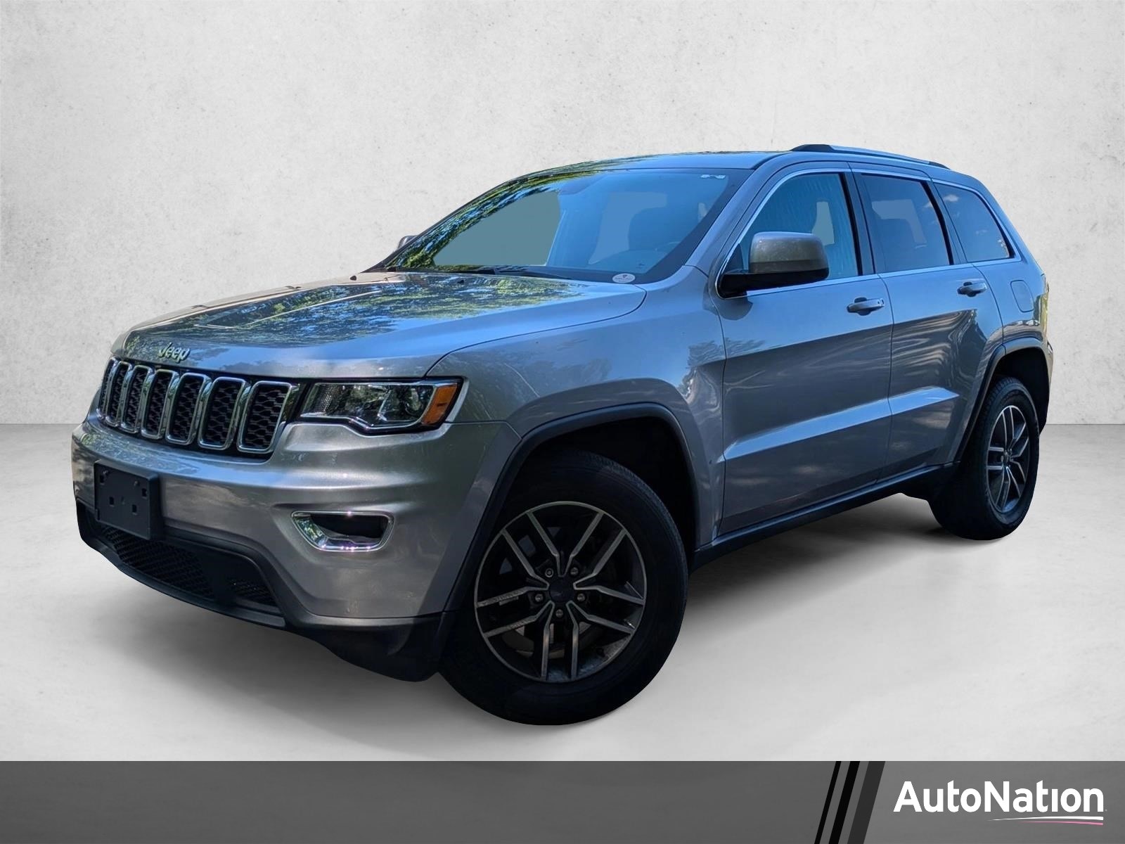 2020 Jeep Grand Cherokee Laredo E 4WD's photo