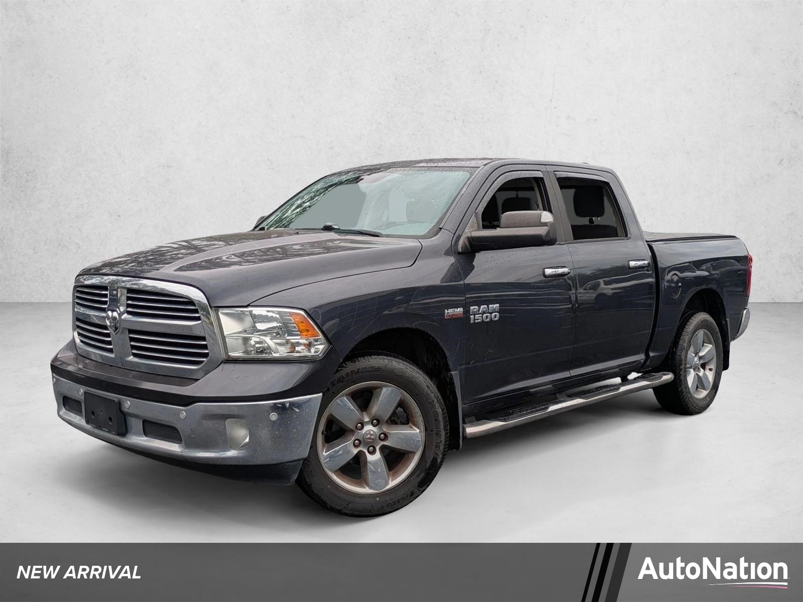 2018 RAM 1500 Big Horn 4x4 Crew Cab 5'7's photo