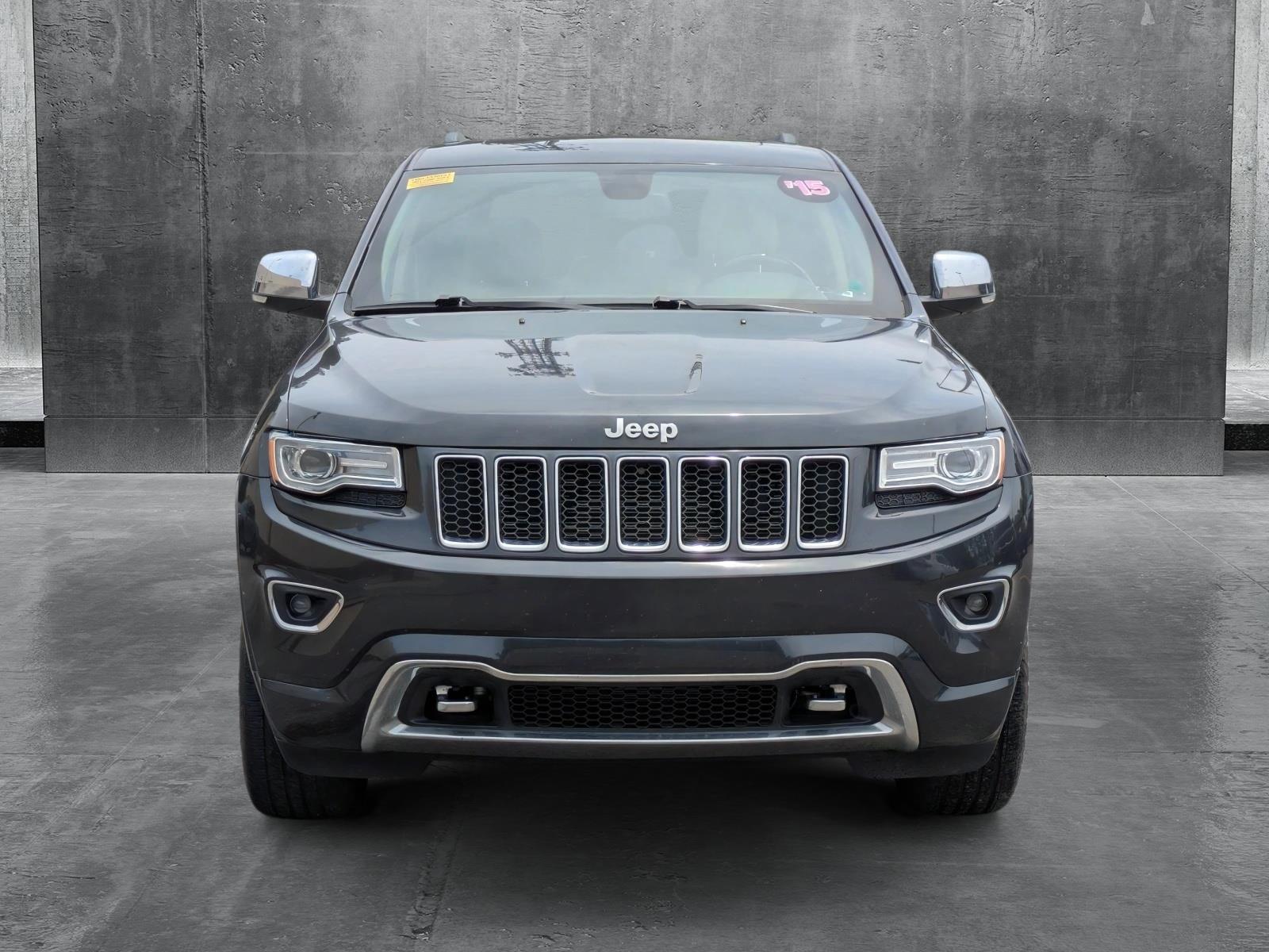 2015 Jeep Grand Cherokee Overland photo 2