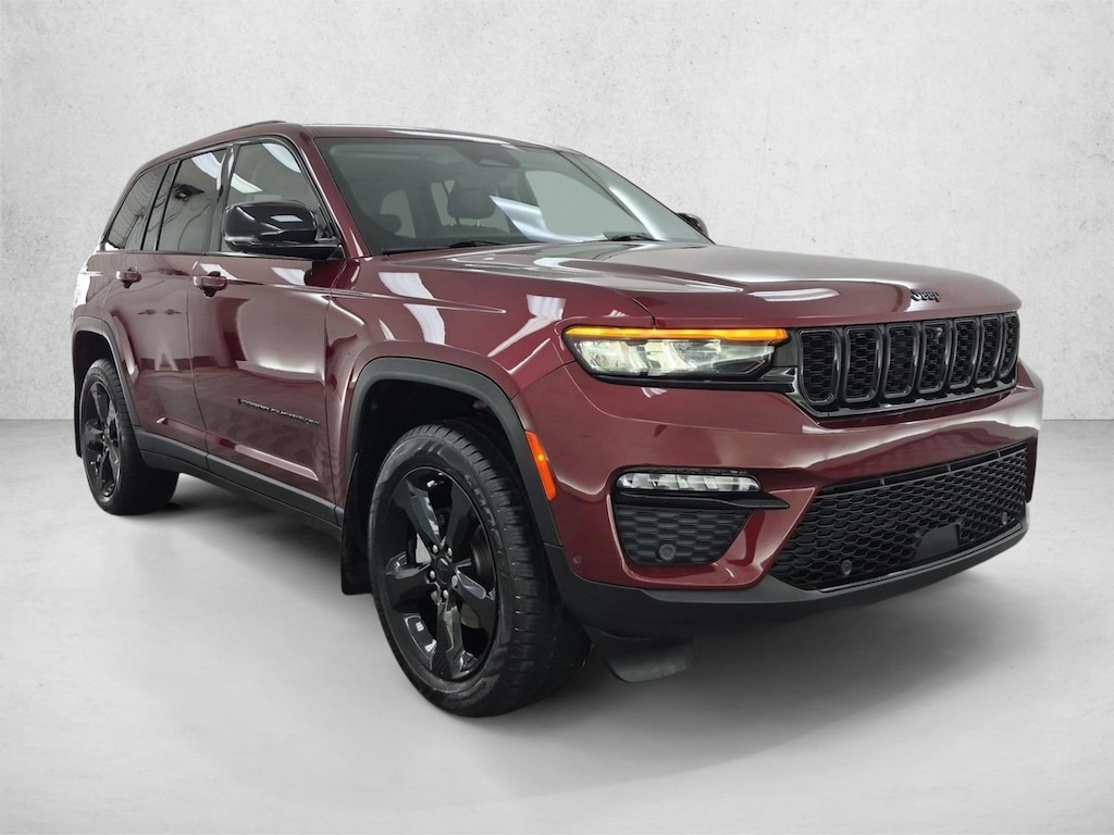 Used 2023 Jeep Grand Cherokee Limited SUV