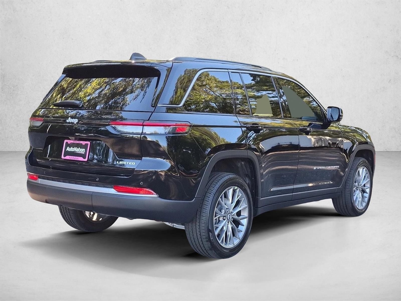 New 2027 Jeep Grand Cherokee Limited SUV