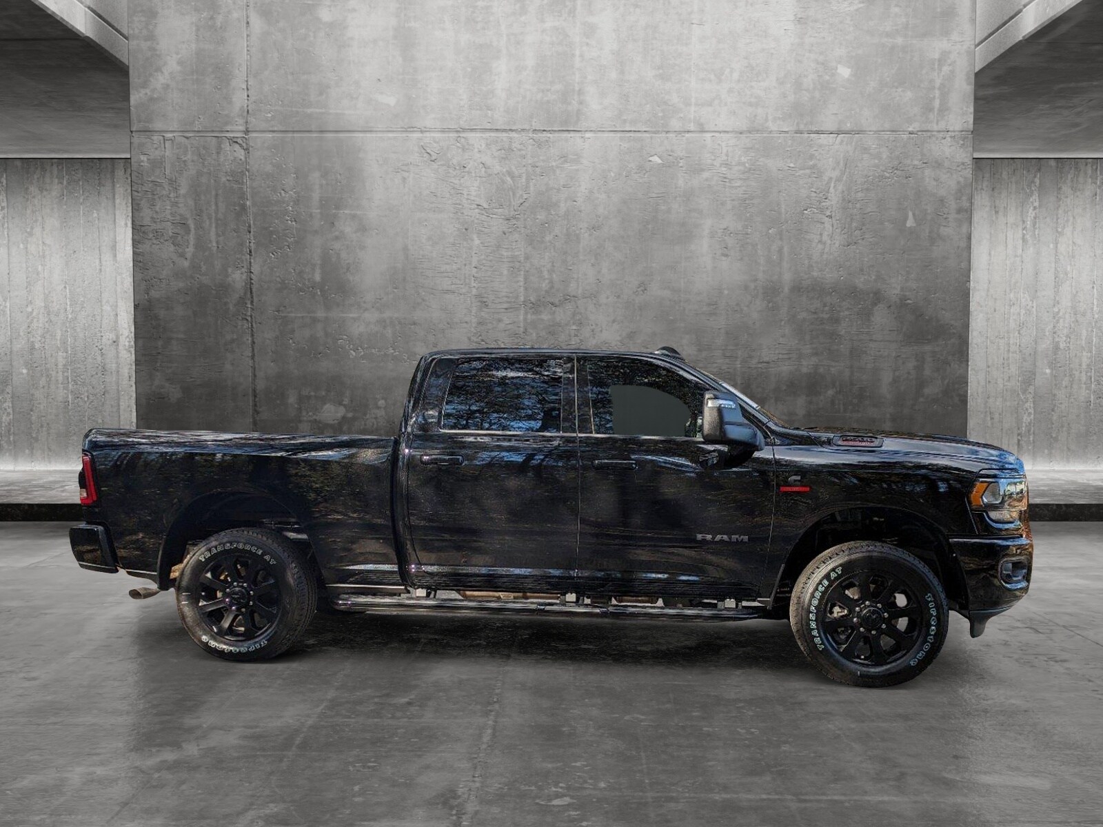 2024 Ram 2500 Big Horn photo 4