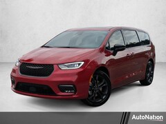 2026 Chrysler Pacifica Select Passenger Van