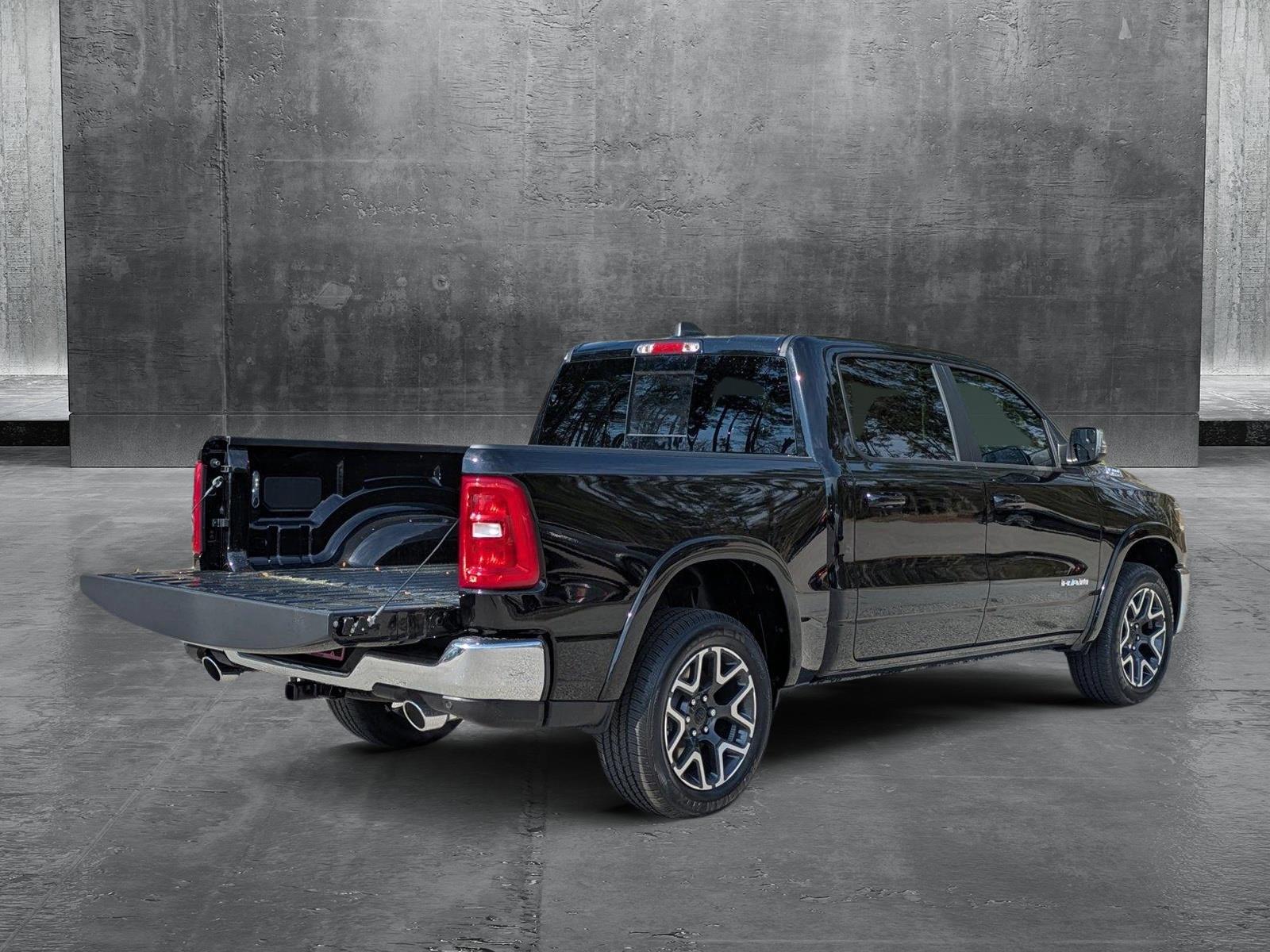 2025 Ram 1500 Laramie photo 2