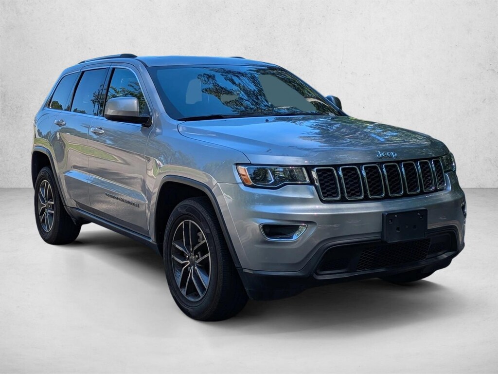 Used 2020 Jeep Grand Cherokee Laredo E SUV