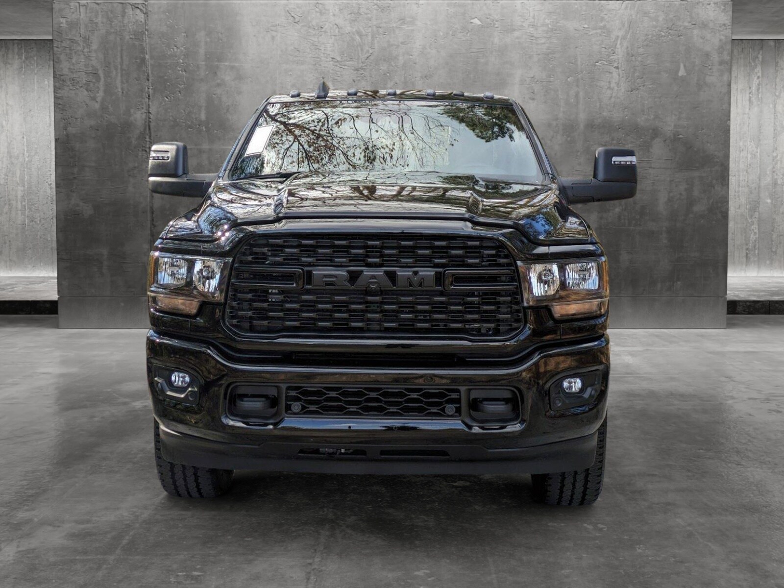 2024 Ram 2500 Big Horn photo 2