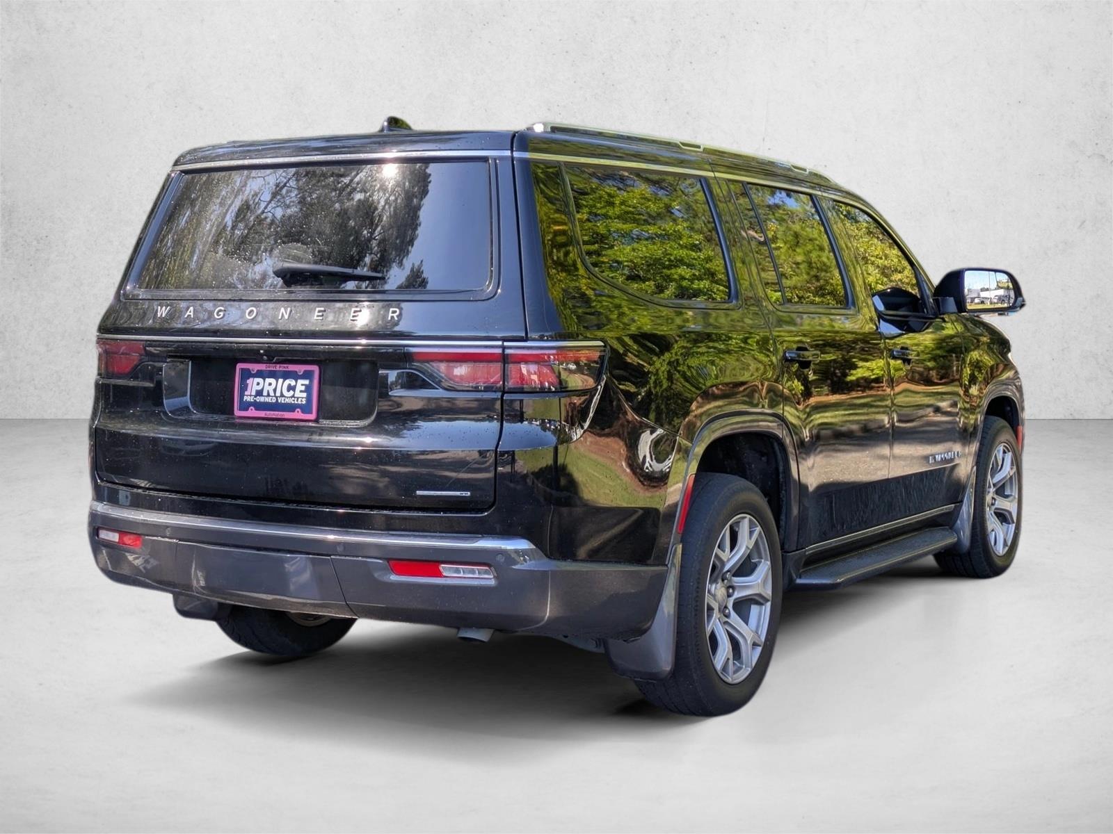 2022 Jeep Wagoneer Series I photo 2