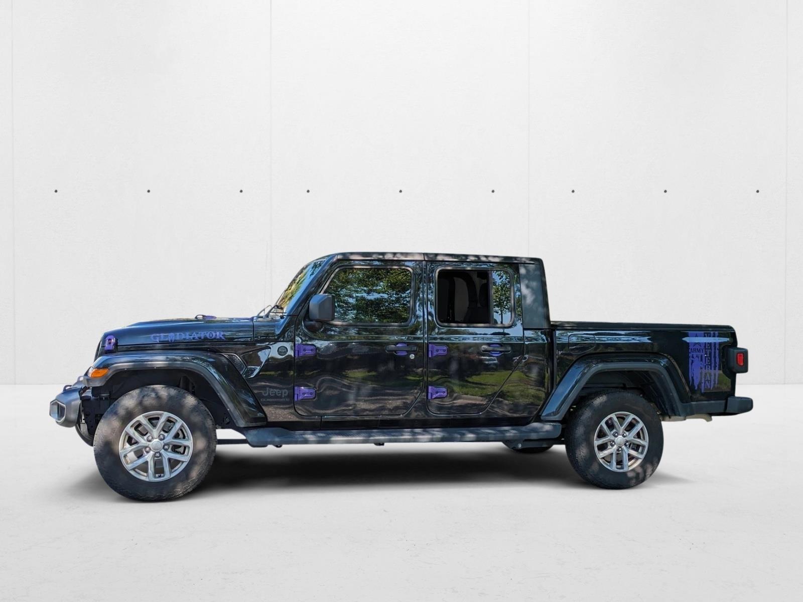 2023 Jeep Gladiator Sport S photo 3