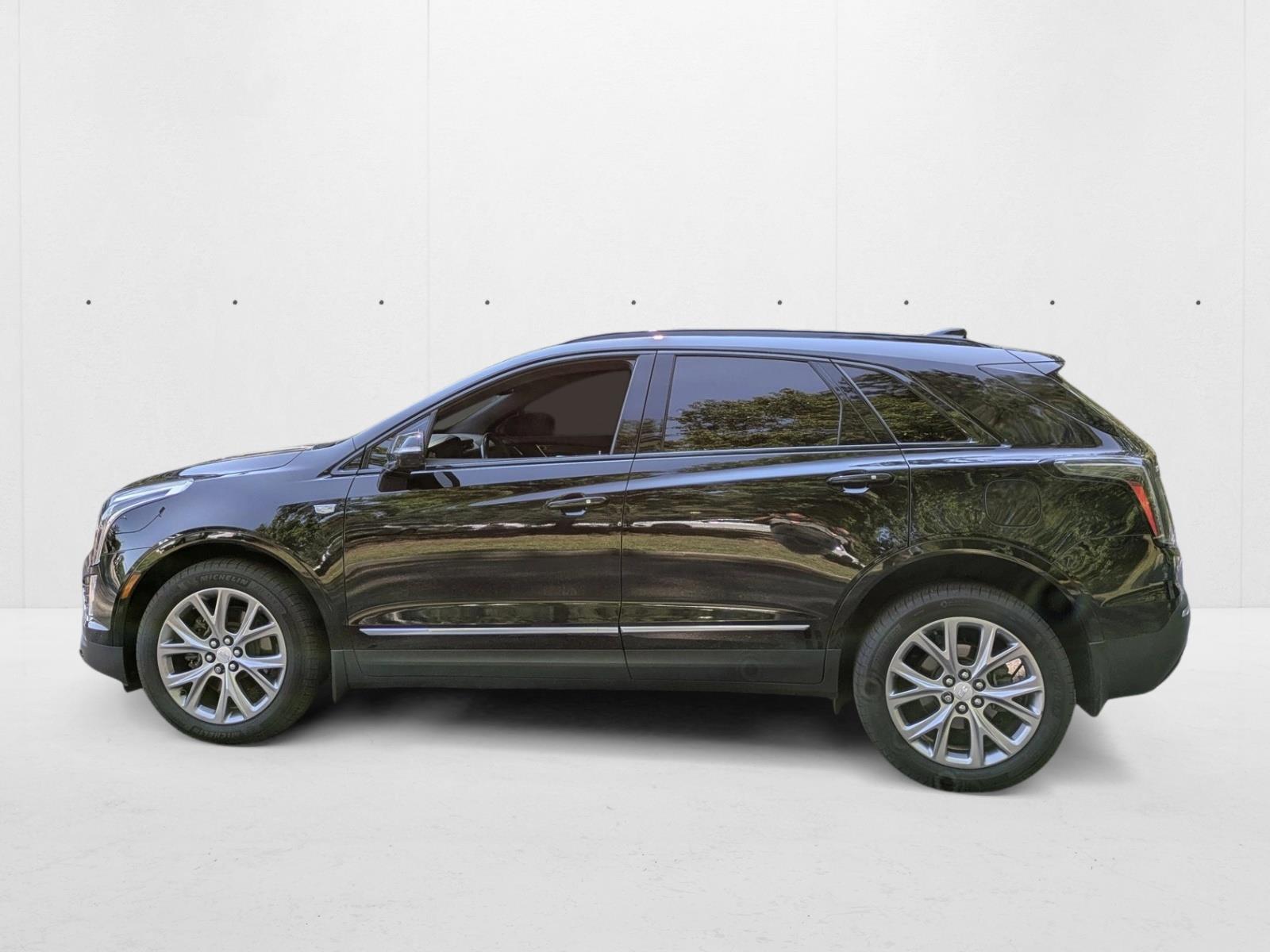 2021 Cadillac XT5 Sport photo 3