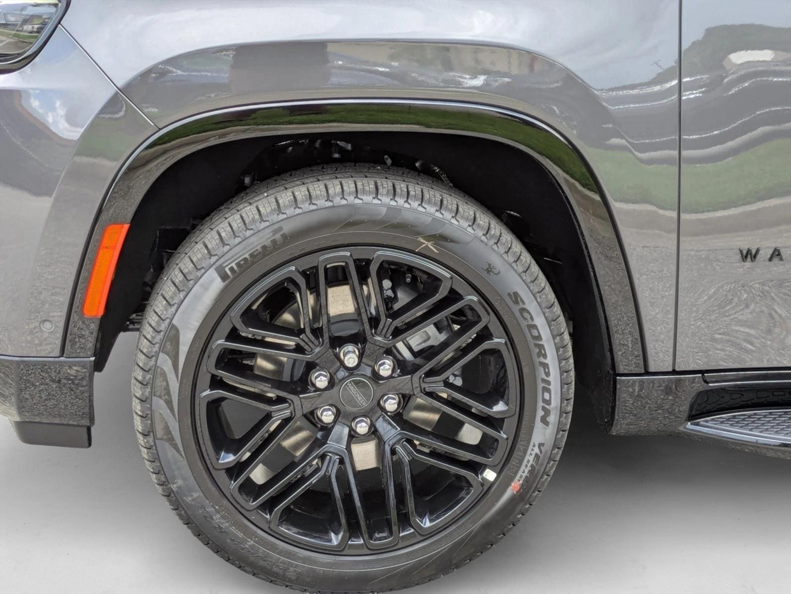 2025 Jeep Wagoneer Series II - Photo 10