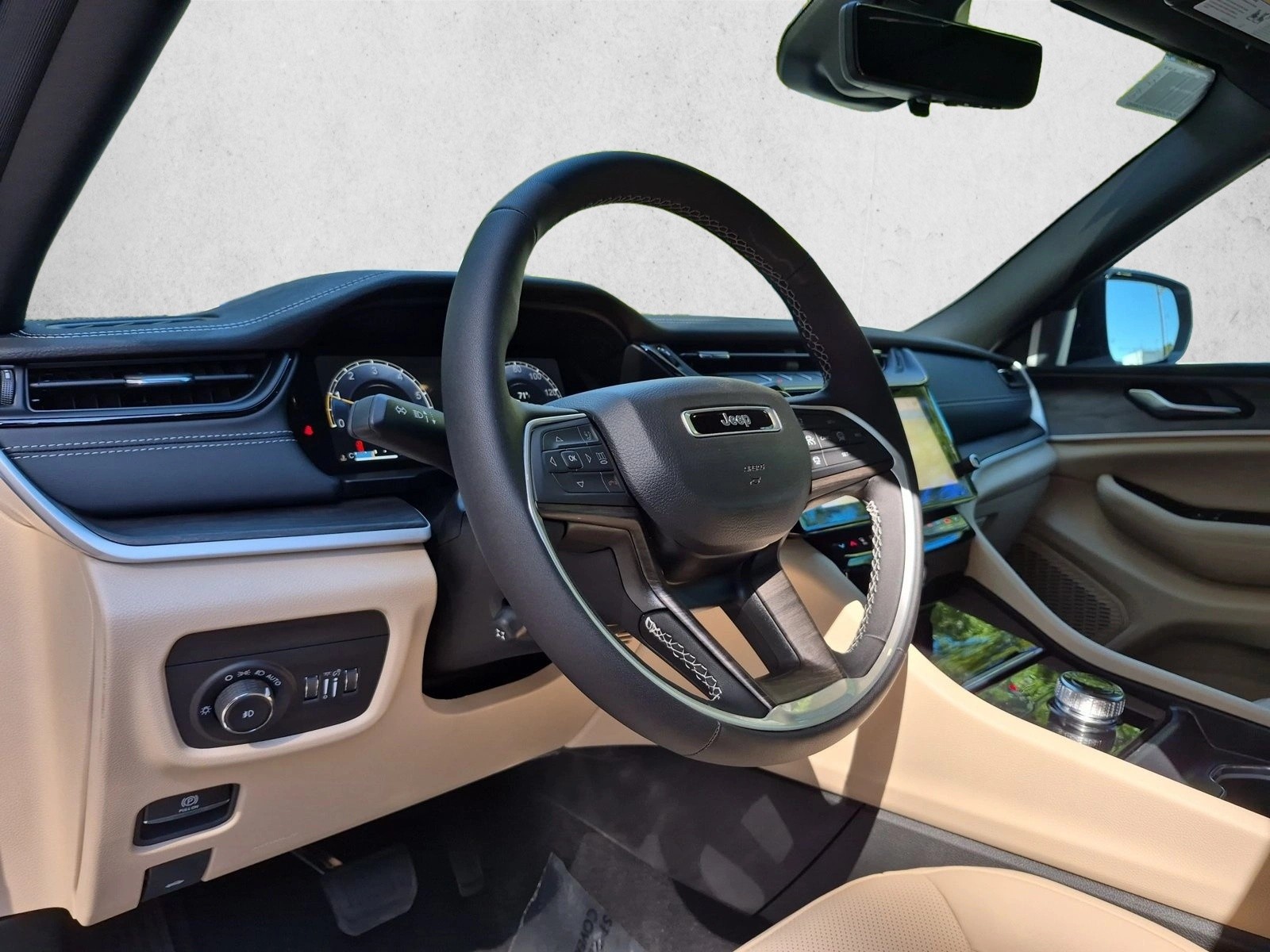 New 2027 Jeep Grand Cherokee Limited SUV