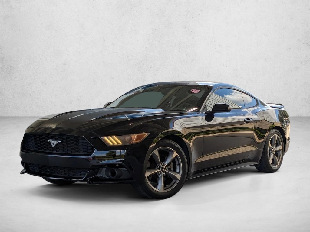 Used 2016 Ford Mustang V6 Coupe