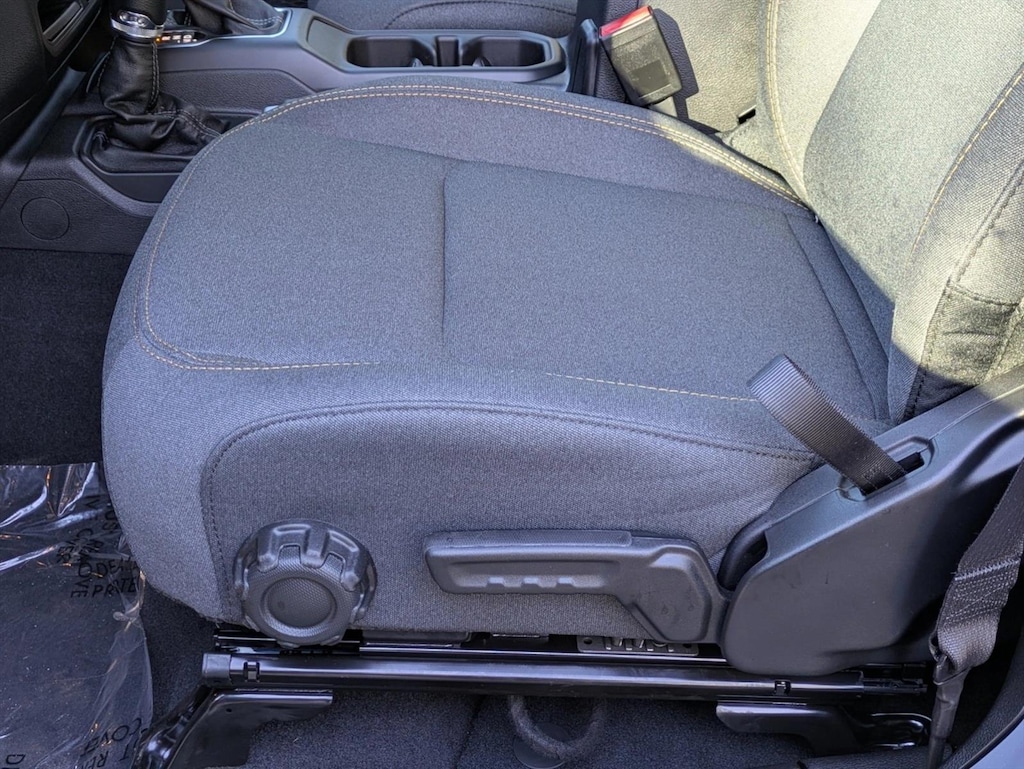 New 2026 Jeep Wrangler Sport Sport Utility