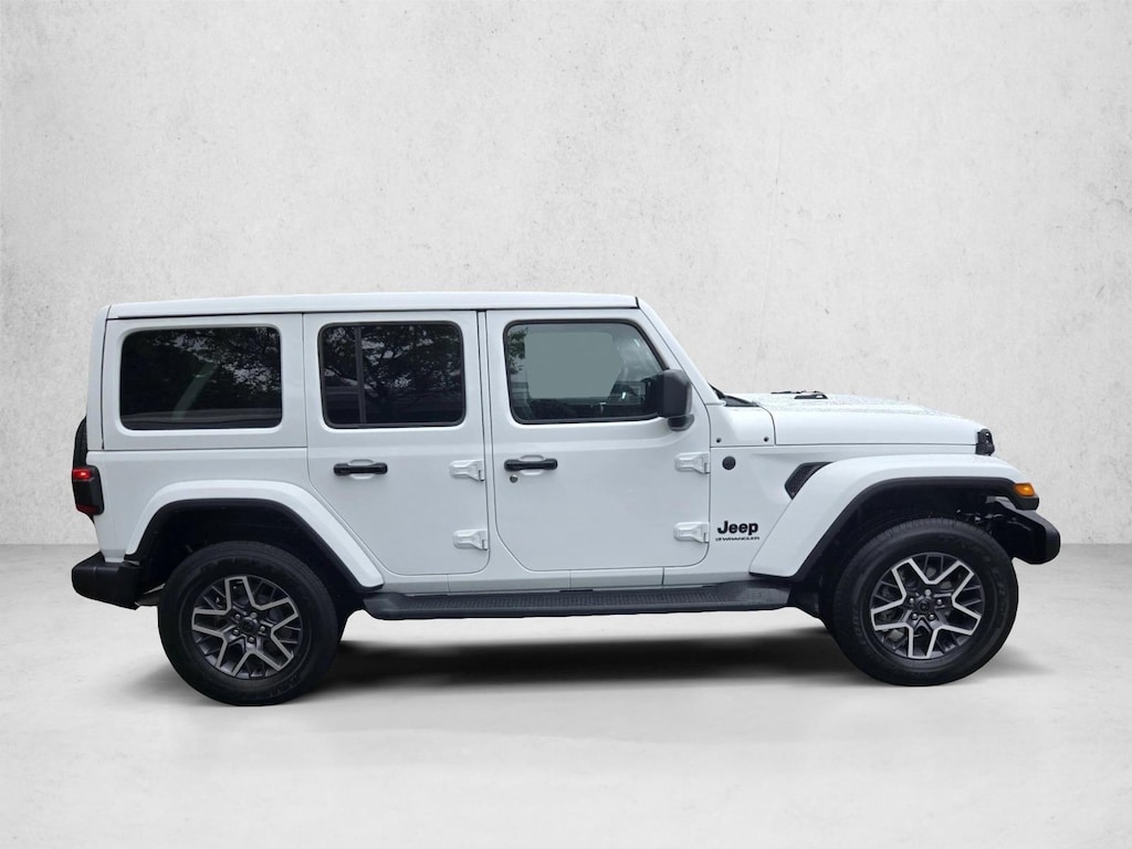 Used 2025 Jeep Wrangler Sahara SUV