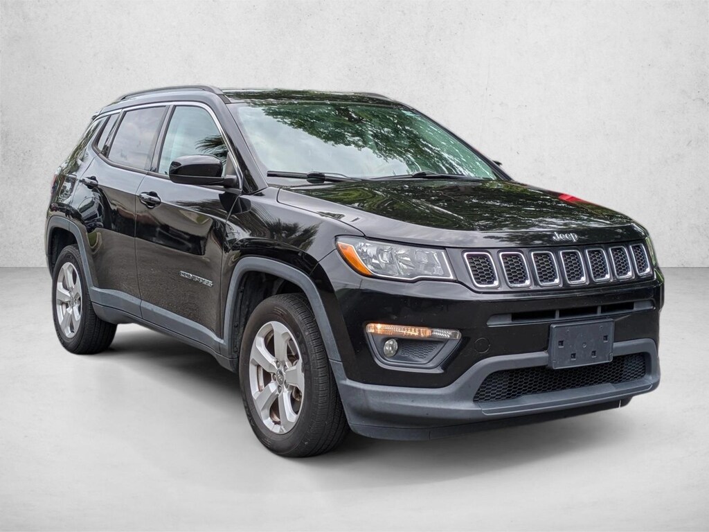 Used 2019 Jeep Compass Latitude SUV