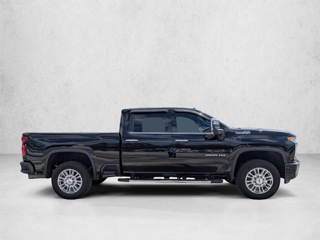 Used 2022 Chevrolet Silverado 3500HD High Country Truck Crew Cab