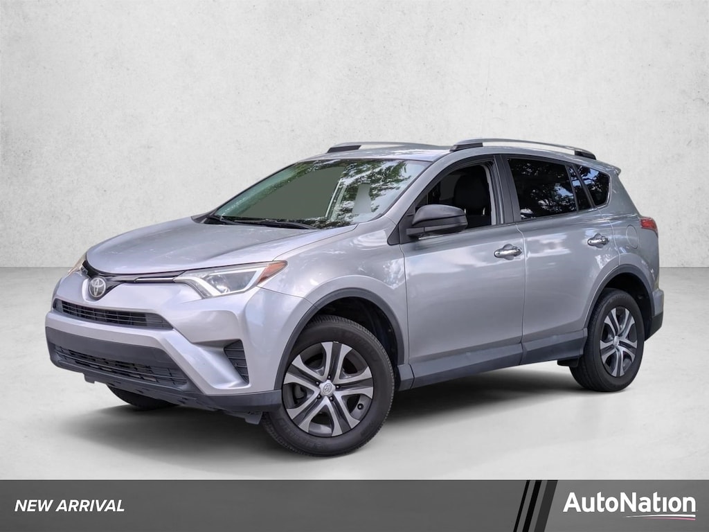 Used 2018 Toyota RAV4 LE SUV