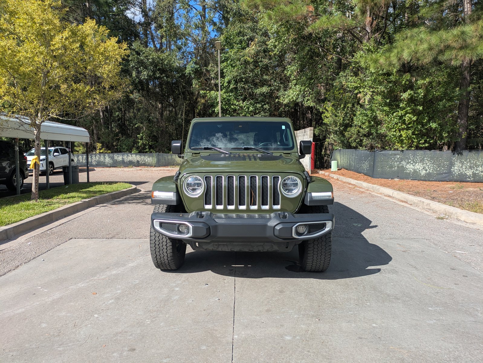 2020 Jeep Wrangler Unlimited Sahara photo 2