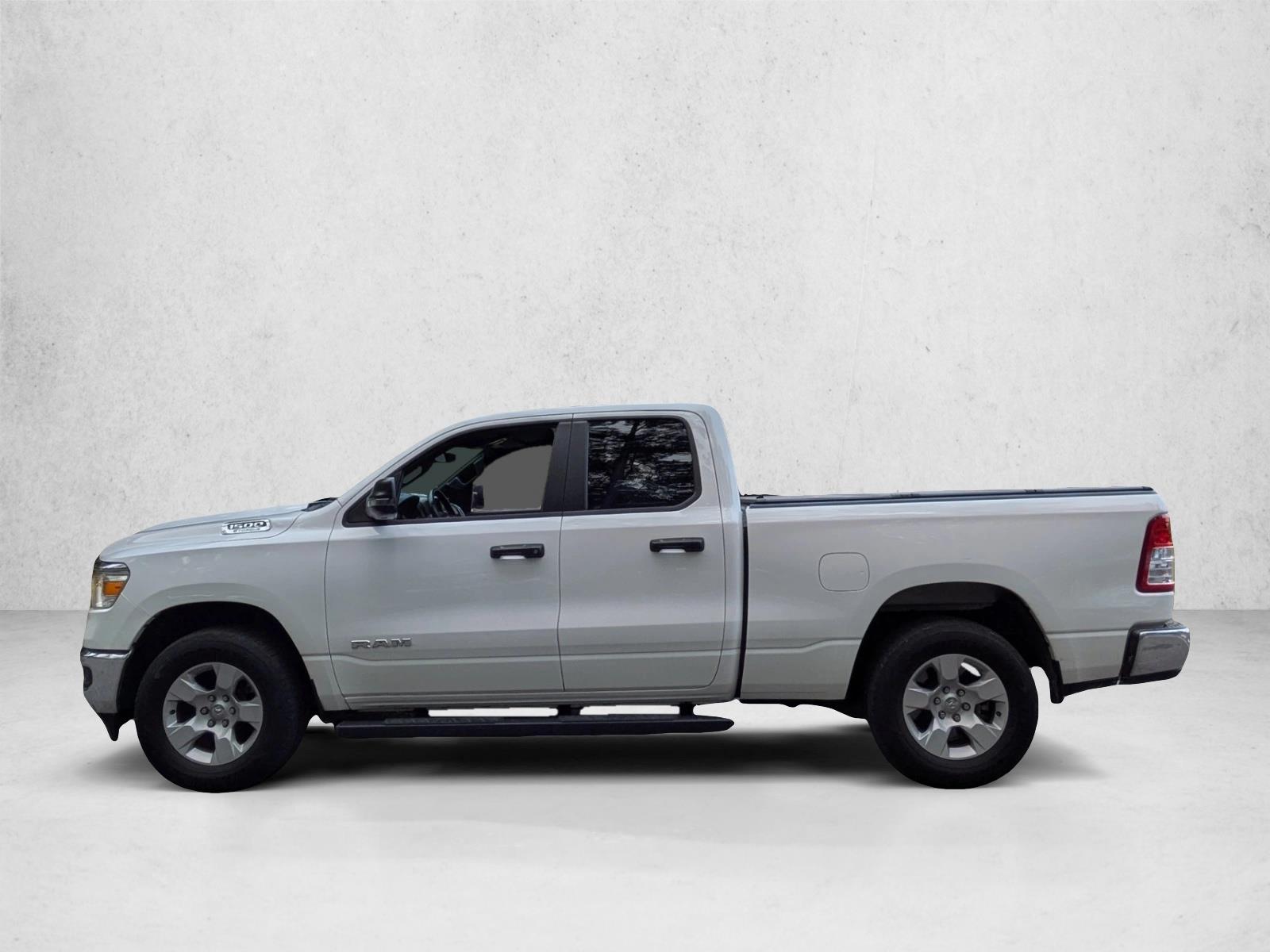 2023 Ram 1500 Big Horn photo 3