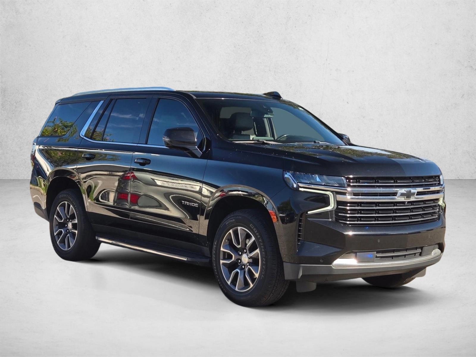 2021 Chevrolet Tahoe LT photo 3