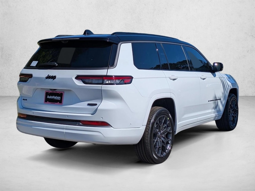 New 2026 Jeep Grand Cherokee L Summit SUV