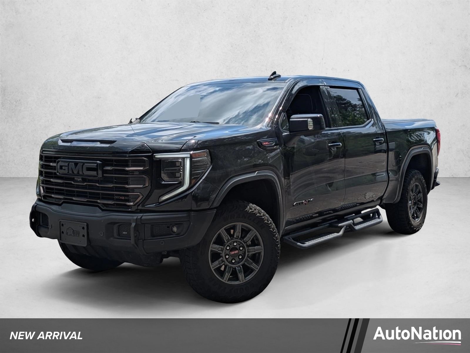 2024 GMC Sierra 4WD Crew Cab Short Box AT4X's photo