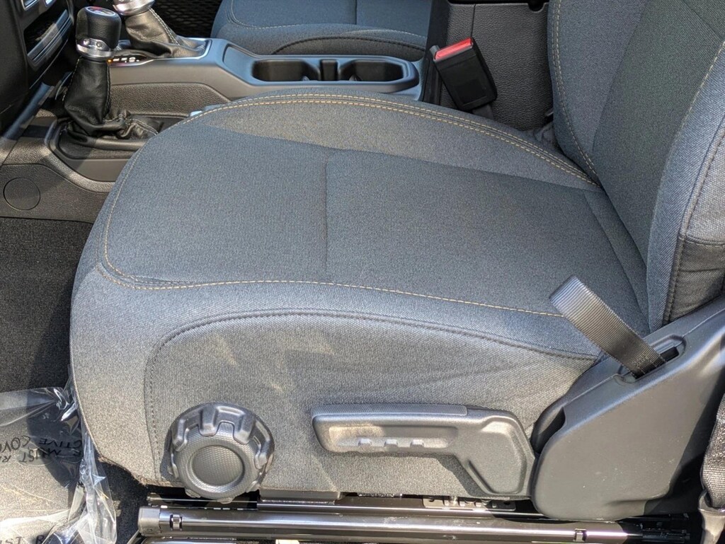 New 2026 Jeep Wrangler Sport S Sport Utility