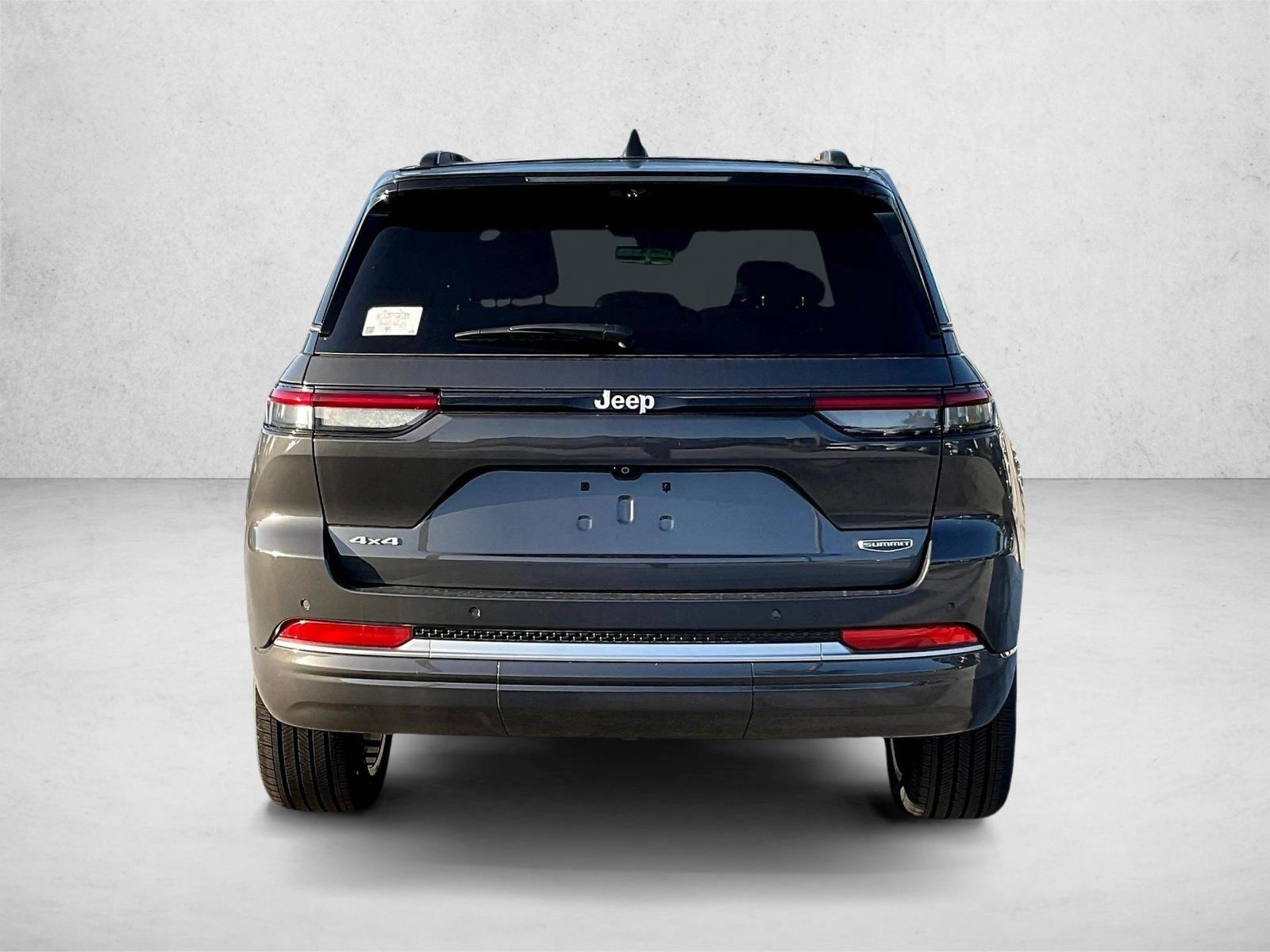 New 2026 Jeep Grand Cherokee Summit SUV