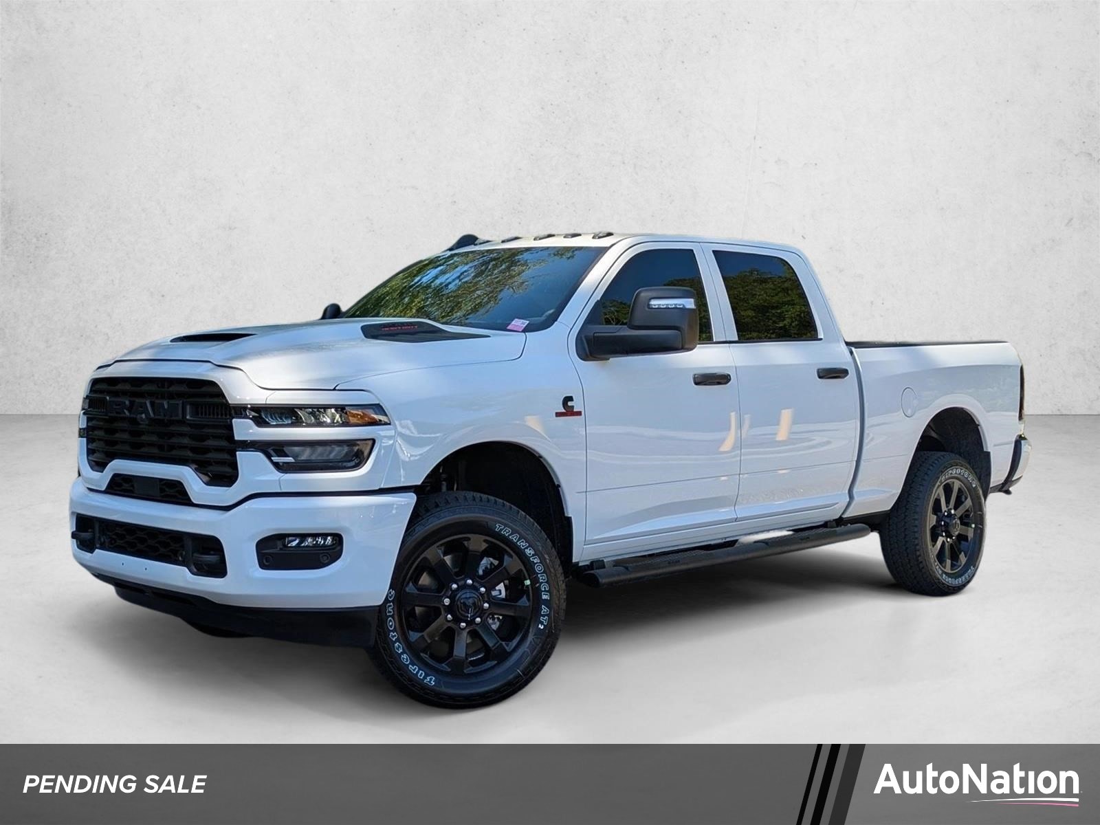 2026 RAM 2500 Tradesman/Black Express 4X4 Crew Cab SWB's photo