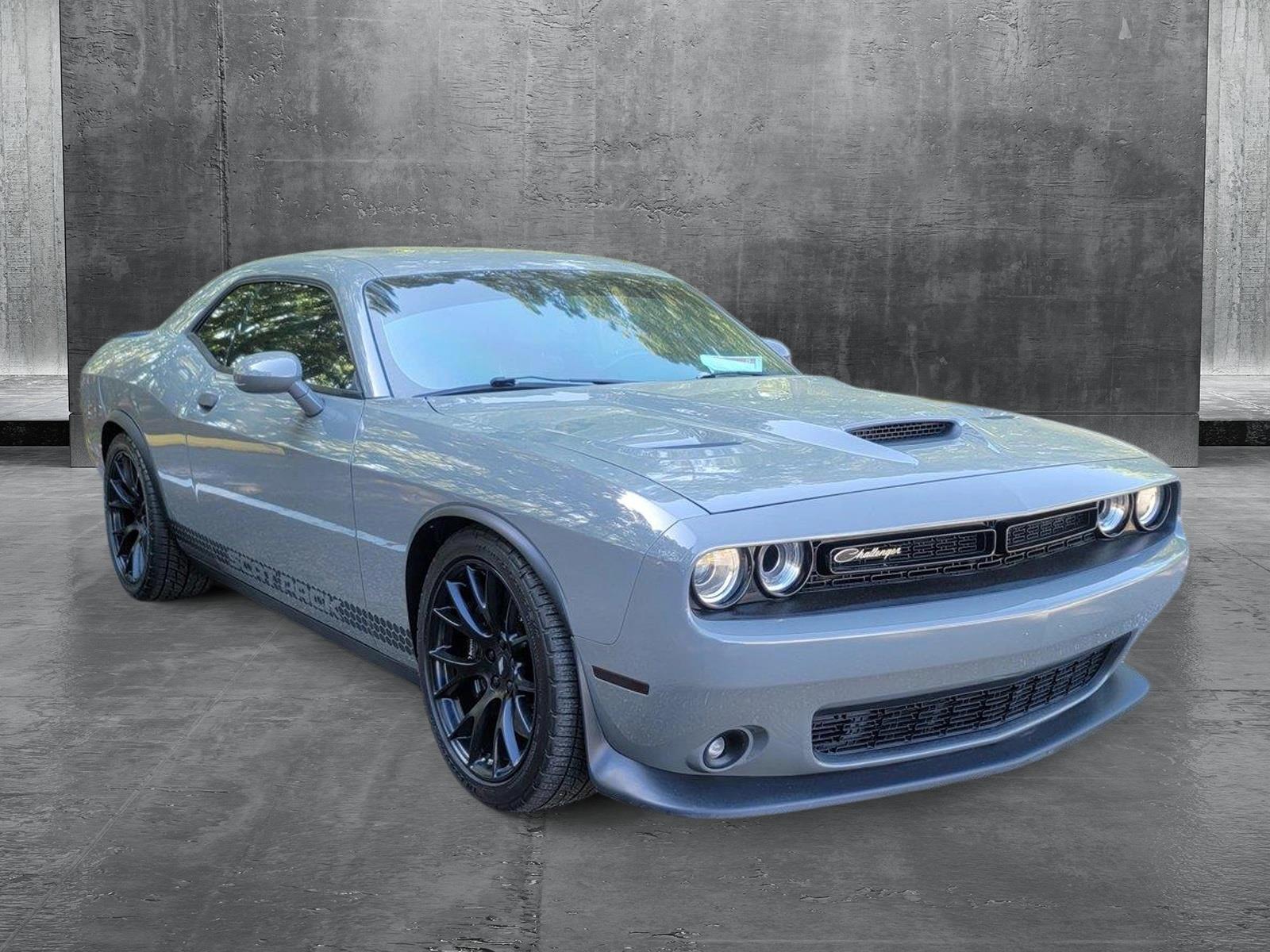 2019 Dodge Challenger R/T Scat Pack photo 3