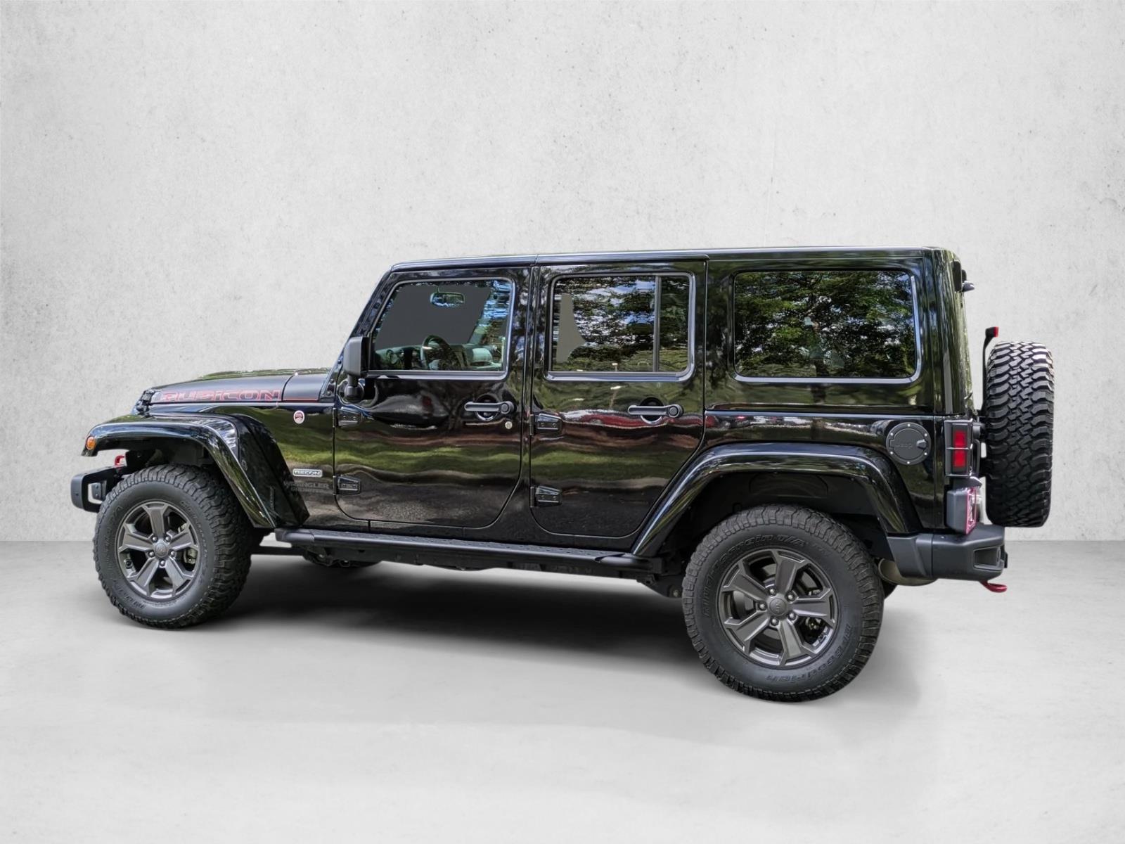 2017 Jeep Wrangler Rubicon Recon photo 3