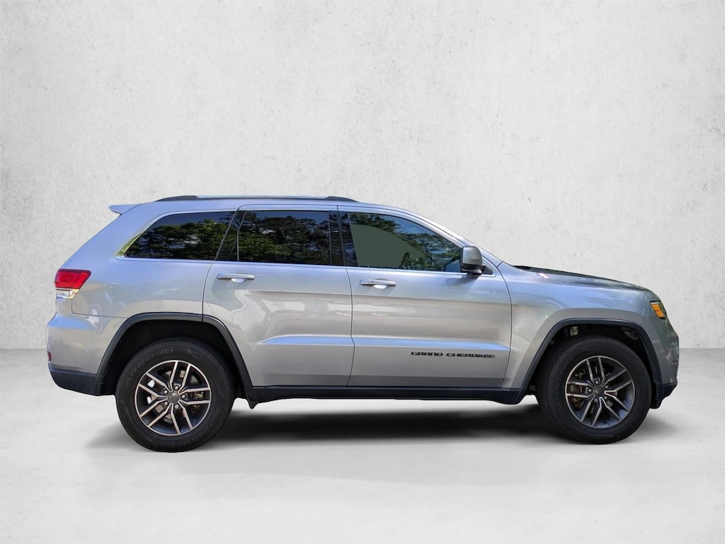 Used 2020 Jeep Grand Cherokee Laredo E SUV