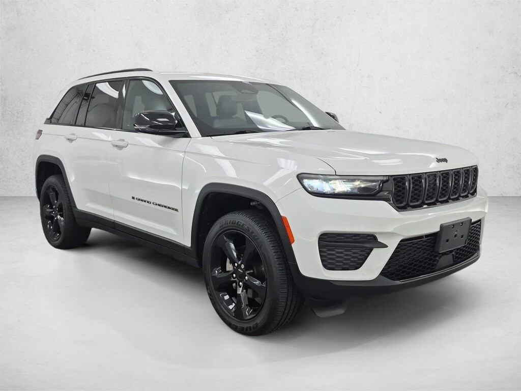 Certified 2025 Jeep Grand Cherokee Altitude X SUV