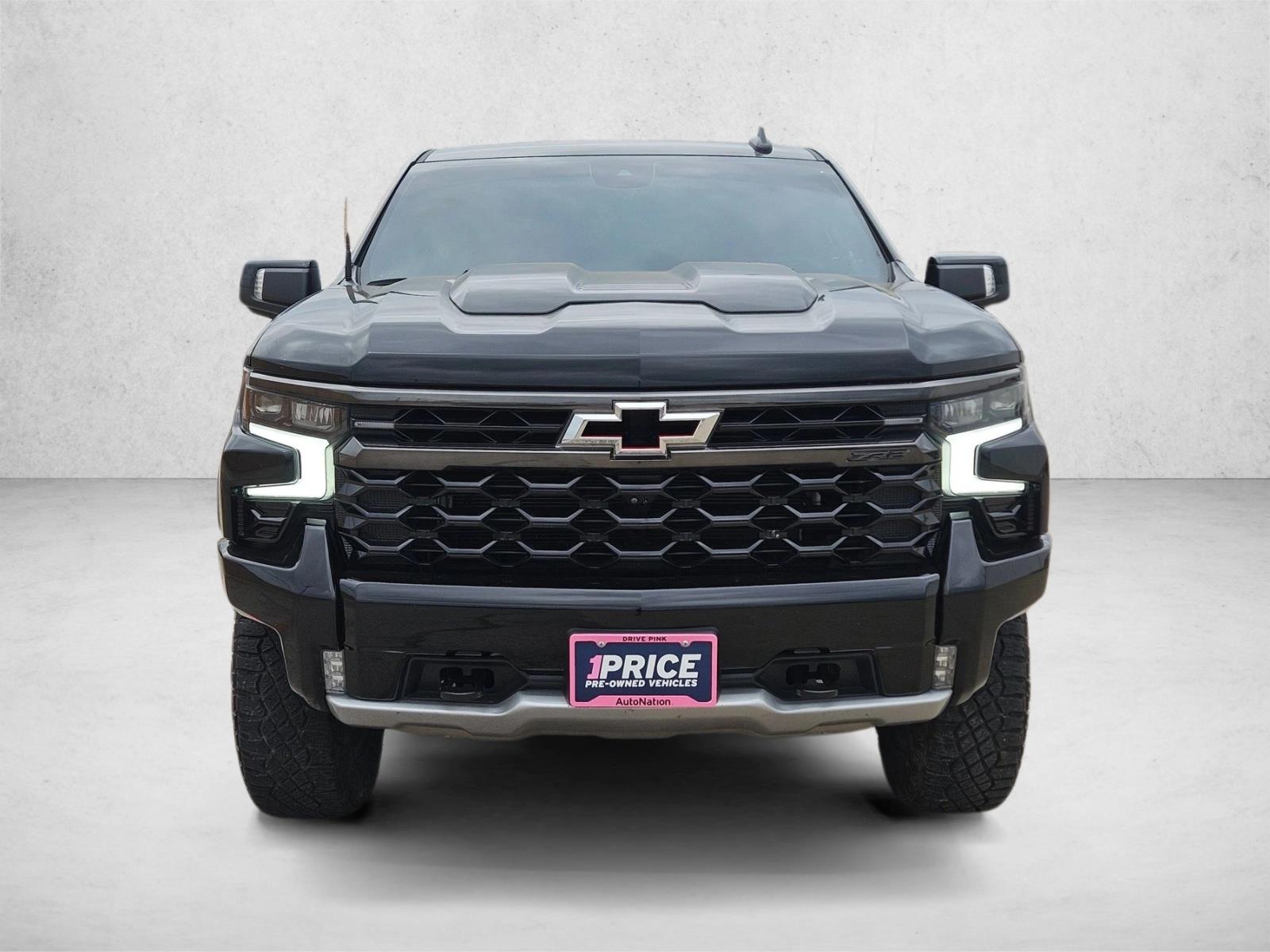 2023 Chevrolet Silverado 1500 ZR2 photo 2